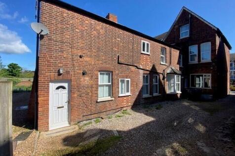 Bedford 1 bed ground floor flat for sale