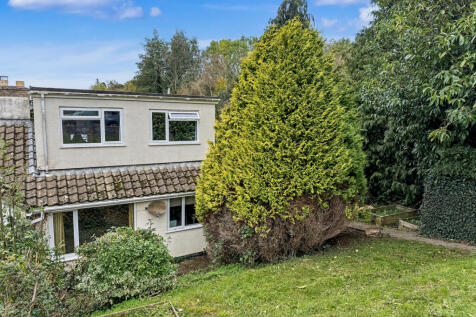 4 bedroom bungalow for sale