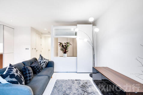 Studio flat for sale