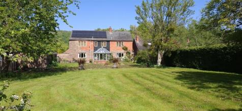 4 bedroom barn conversion for sale