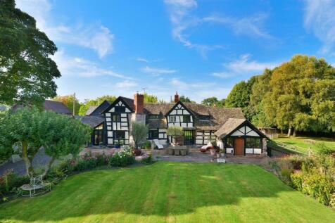 5 bedroom detached house for sale