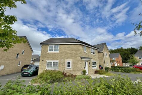 Railway Walk, Royston, Barnsley 3 bed detached house for sale