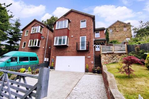 Grove Street, Worsbrough, Barnsley... 3 bed detached house for sale