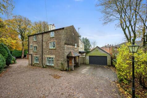 4 bedroom link detached house for sale