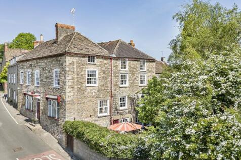 Wotton under Edge GL12 5 bed character property for sale