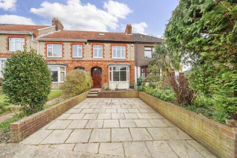 4 bedroom terraced house for sale