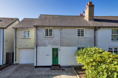 Castle Hill, Hartley, Longfield... 4 bed semi
