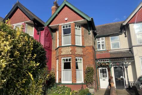Carholme Road, Lincoln 4 bed terraced house for sale