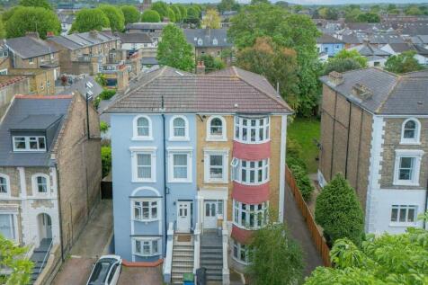 9 bedroom detached house for sale