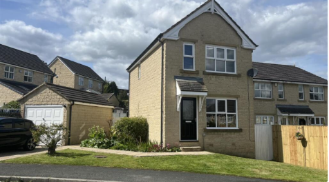 Kenyon Bank, Denby Dale, HD8 8TF 3 bed detached house for sale