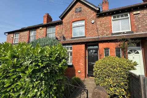 Hale WA15 3 bed terraced house for sale