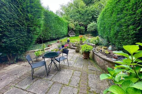 Bowdon WA14 3 bed townhouse for sale