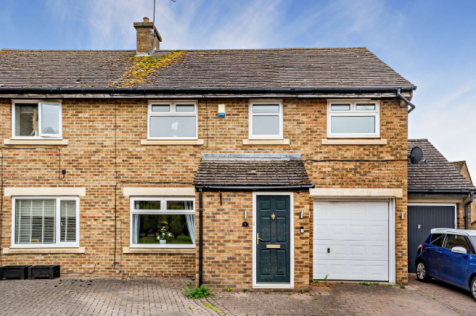 4 bedroom semi-detached house for sale