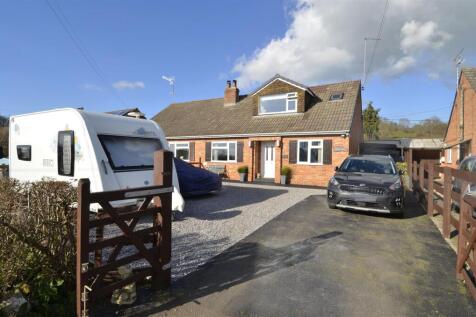 3 bedroom semi-detached bungalow for sale