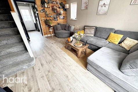 Belfry Drive, Priors Hall, Corby, NN17 2 bed semi