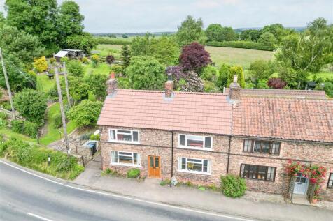 Newsham, Thirsk 3 bed end of terrace house for sale