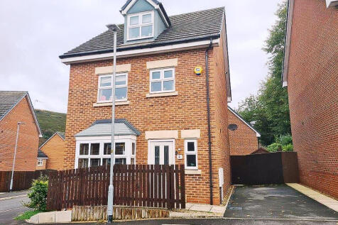 Shire Croft Aston House, Mossley 4 bed detached house for sale