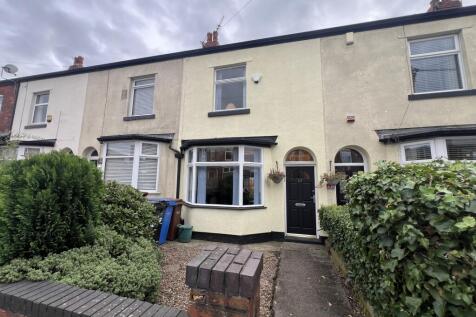 Mill Lane, Reddish 2 bed terraced house for sale