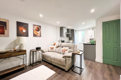 Gorton Road (Flat A & Flat B), Reddish 1 bed flat for sale