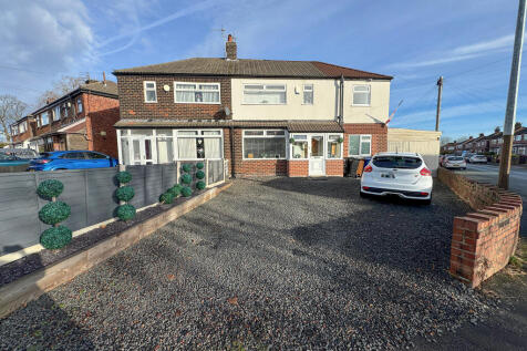 4 bedroom semi-detached house for sale