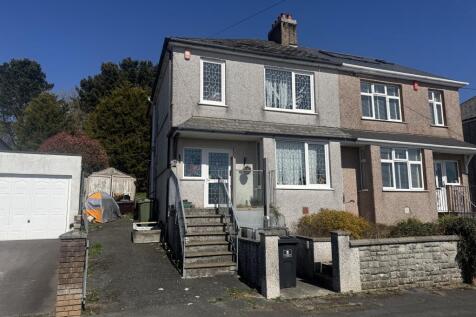 27 Charlton Road, Crownhill... 3 bed semi