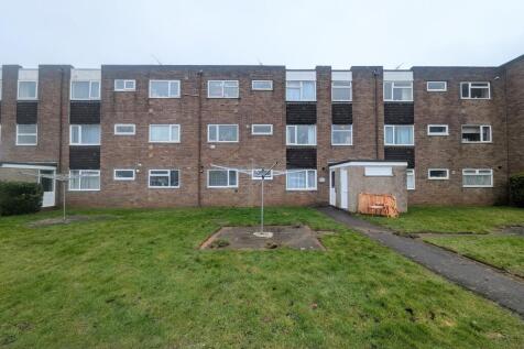 75 Chargrove, Yate, Bristol, Bristol... 3 bed flat for sale