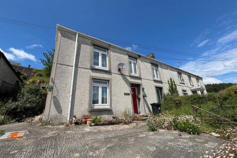 19 Bridge Street, St. Blazey, Par... 3 bed semi