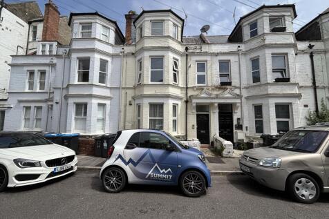11A Eldon Place, Bournemouth, Dorset... 1 bed ground floor flat for sale