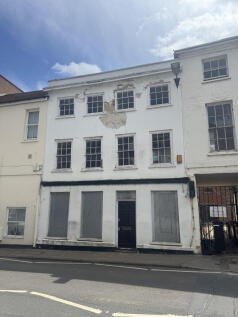 9 London Road, Newbury, Devon RG14 1JL 3 bed terraced house for sale