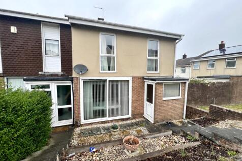 39 Westfield, Plymouth, Devon PL7 2EA 3 bed end of terrace house for sale
