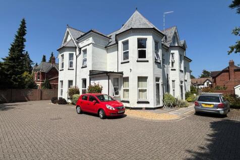 Flat 3, Lansdowne Manor, 55 Lansdowne... 1 bed flat for sale