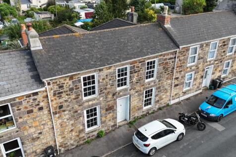 2 Edward Street, Tuckingmill... 4 bed terraced house for sale