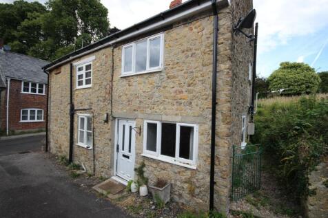 18 North Street, Beaminster, Dorset... 2 bed semi