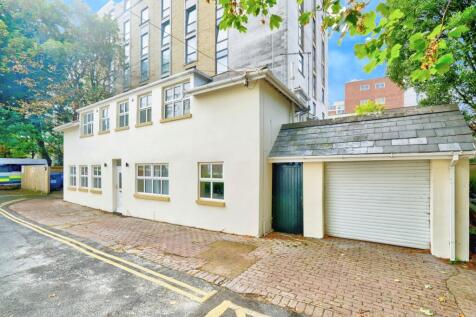 The Cottage, Pine Grange, Bath Road... 3 bed detached house for sale