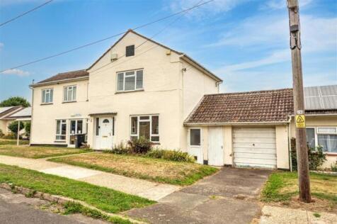 13 Kents Lane, South Chard, Chard... 3 bed semi