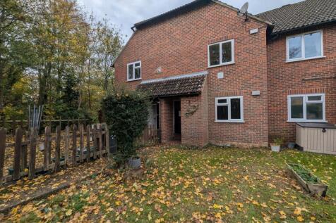 11 Badgers Bank, Lychpit... 1 bed flat for sale