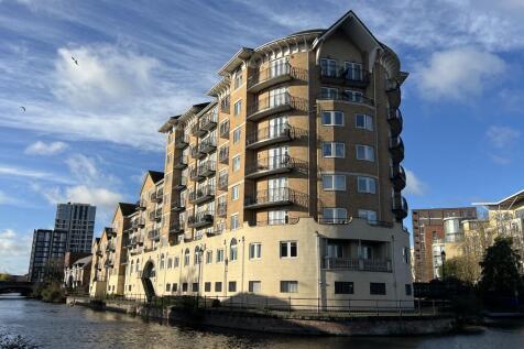 65 Blakes Quay, Gas Works Road... 2 bed flat for sale