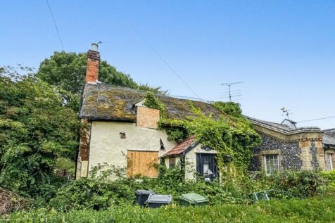 2 bedroom detached house for sale