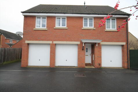 2 bedroom coach house for sale