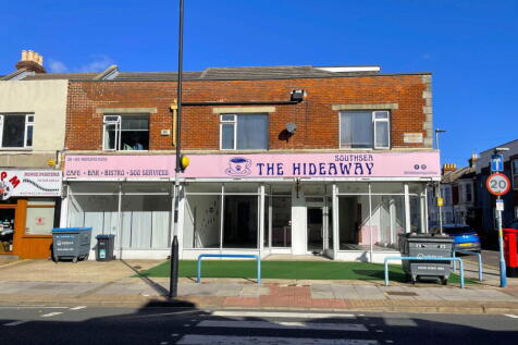 5 bedroom end of terrace house for sale