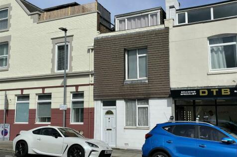 5 bedroom terraced house for sale