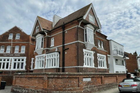 10 bedroom detached house for sale