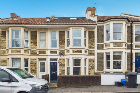 6 bedroom house for sale