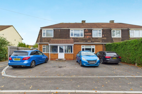 8 bedroom semi-detached house for sale