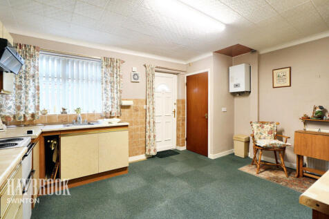 Birkdale Rise, Mexborough 2 bed detached bungalow for sale