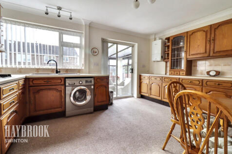 Birkdale Rise, Mexborough 2 bed detached bungalow for sale