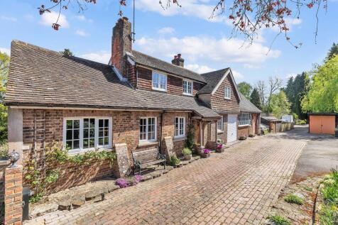 Wickham Hill, Hurstpierpoint, West... 3 bed detached house for sale