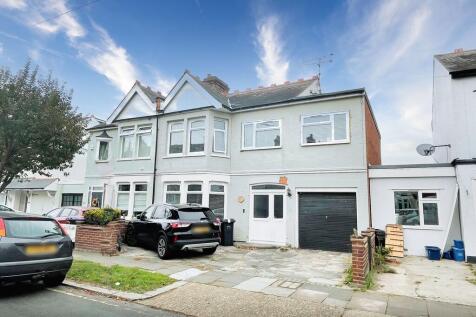 Edith Road, Prittlewell SS2 5 bed semi