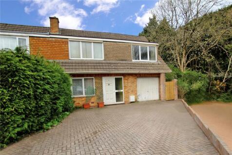 Roundwood Close, Penylan, Cardiff, CF23 4 bed bungalow for sale