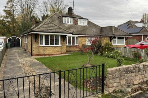 3 bedroom semi-detached bungalow for sale